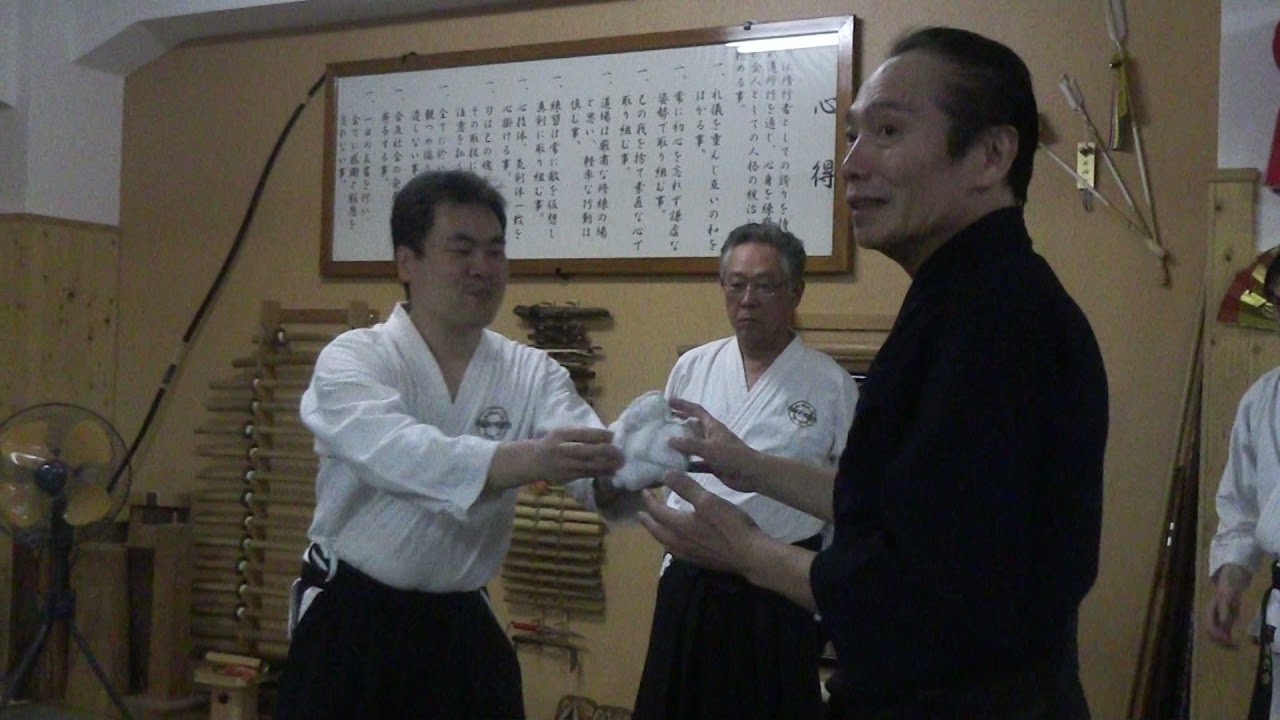古武道　大東流合気柔術武門会　触れ・触れない合気・・・。