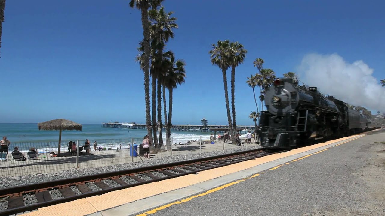 Santa Fe 3751 charges through San Clemente 5/1/2010
