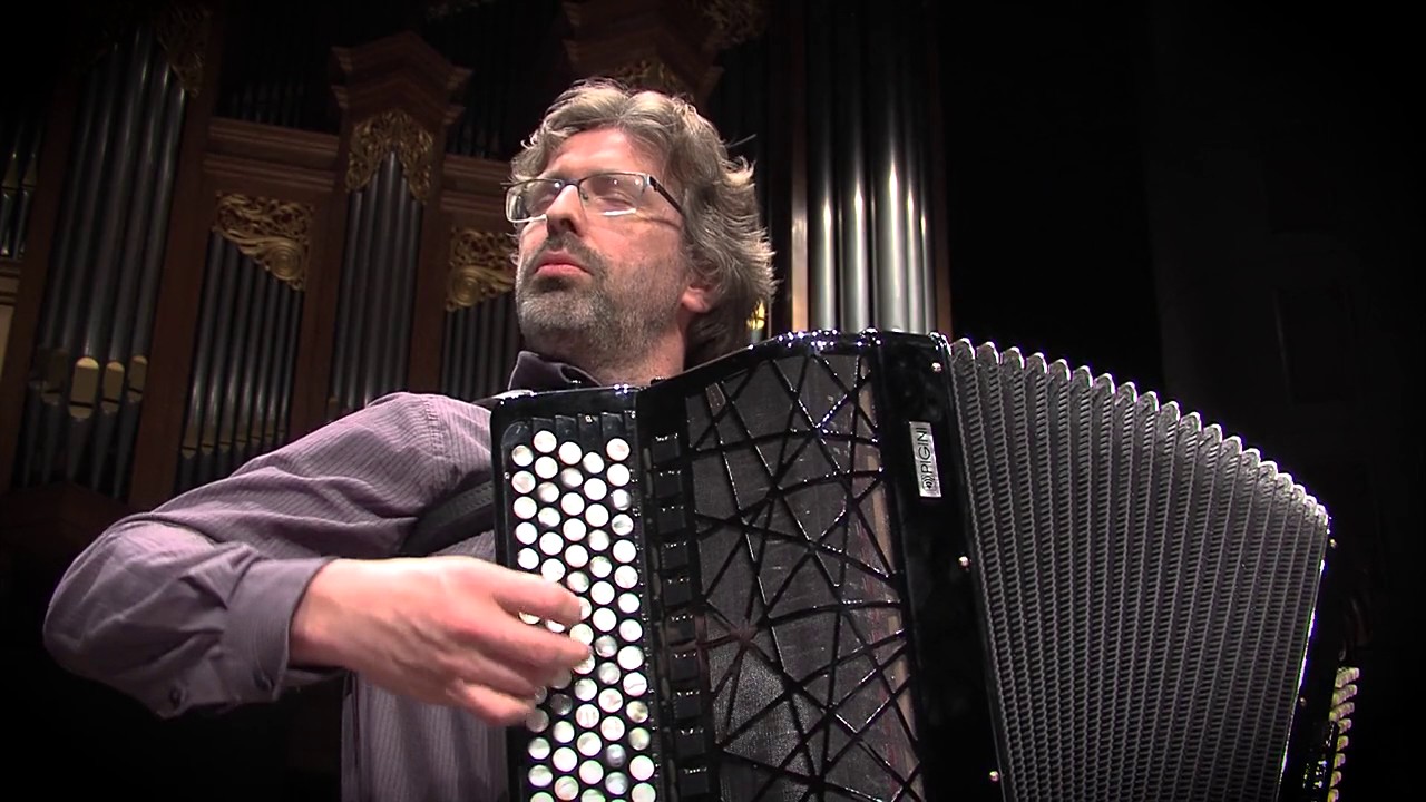 Improvisation (accordion) on Badinerie from Orchestral Suite No. 2 BWV 1067 - J.S. Bach