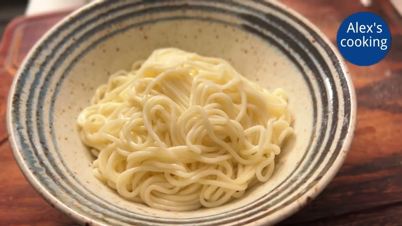 Easy Zhajiang Noodles with Eggs – So Simple & Flavorful!
