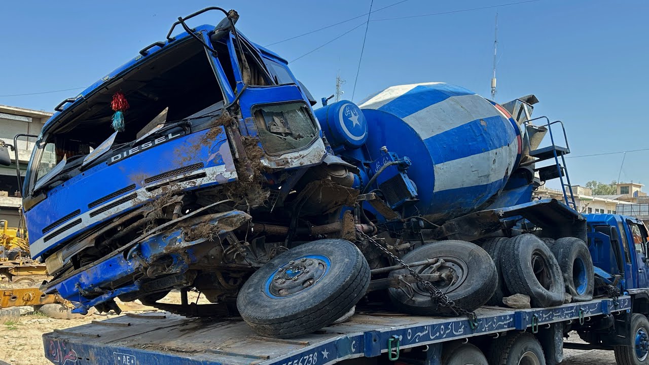 Overspeeding Truck Crashes Off Cliff in Pakistan | Total Destruction & Amazing Repair Transformation