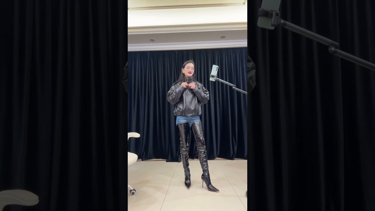 luxury 1969z25 leather boots and findom