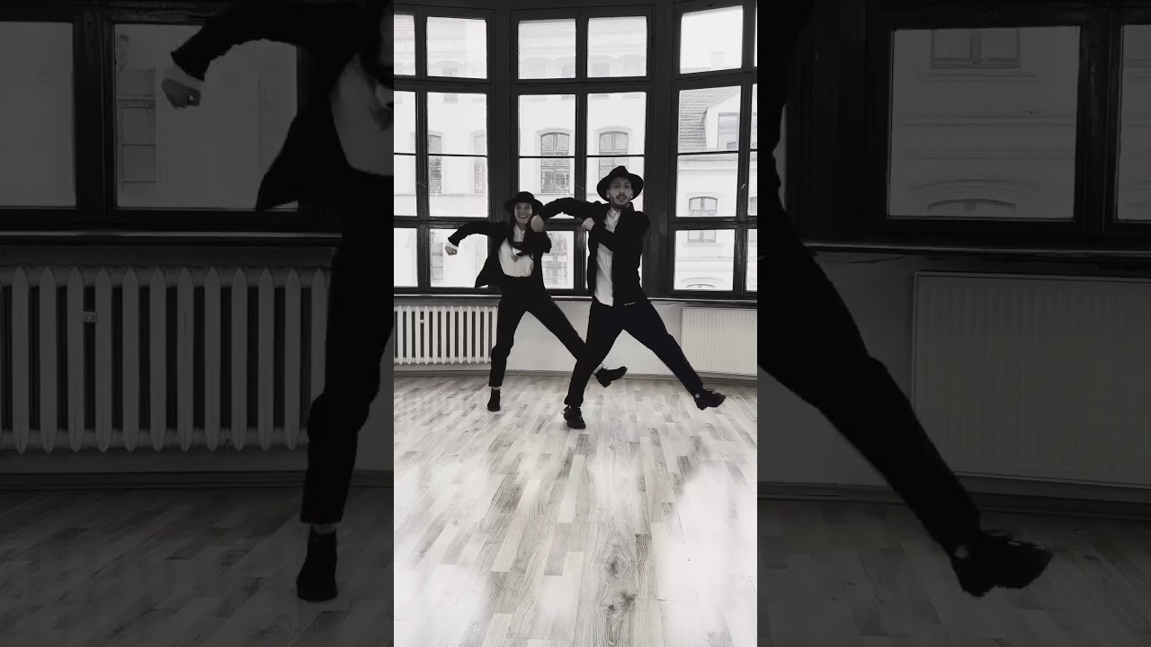 Enjoy this great #Electroswingdance by em.delacrem & marktore 🔥🕴🏻🕴🏻🏠🙌🏼