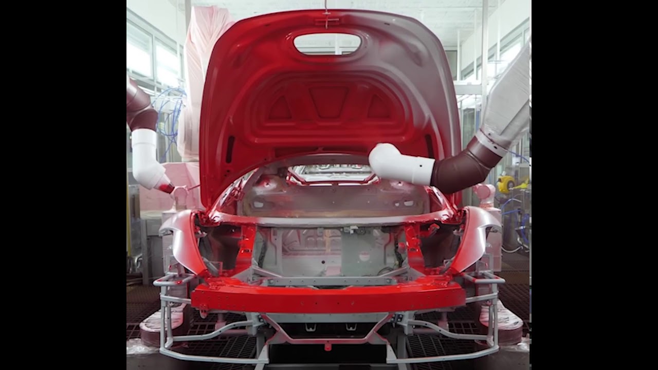 Ferrari Factory - Ferrari F8 Tributo Paint Shop (2020)