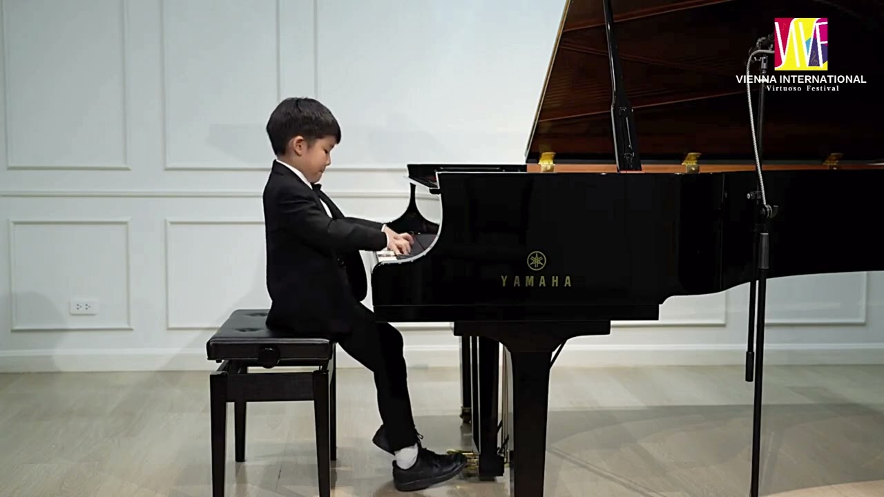 Variations in D Major Op. 40 No. 1 by Dmitri Kabalevsky - Naphat Chalokepunrat