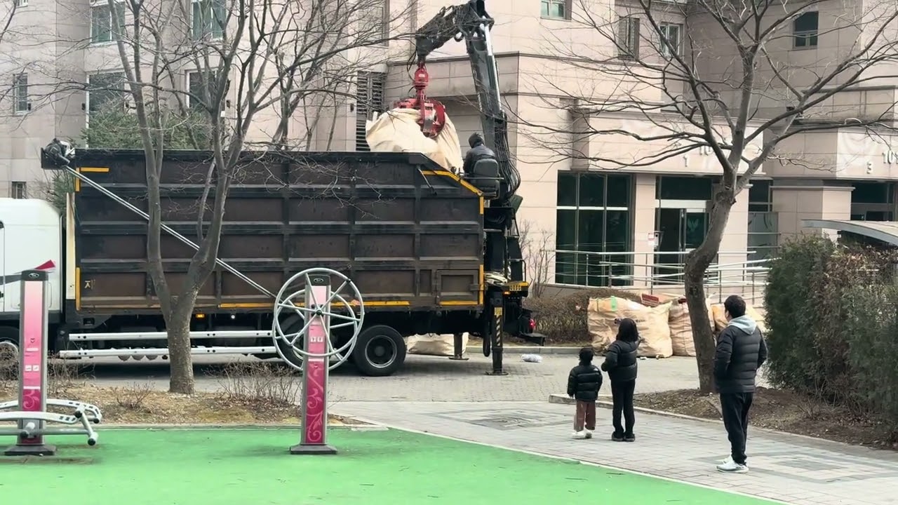 집게차 너클크레인
