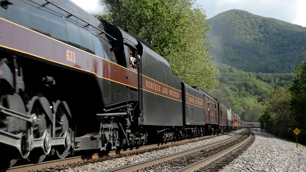 N&W 611: Roanoke Weekend 2016
