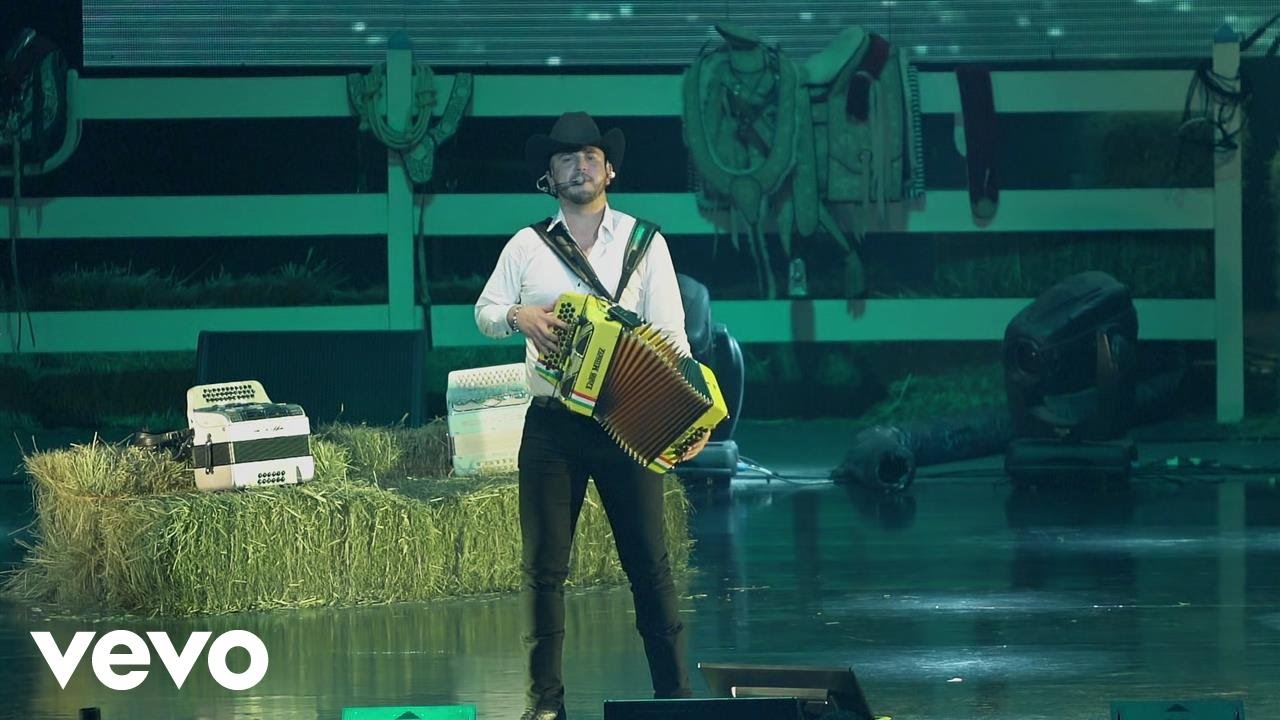Calibre 50 - Qué Tiene De Malo (En Vivo Auditorio Telmex)