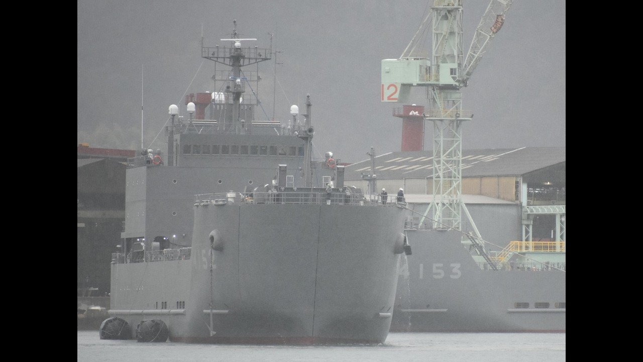 輸送艦「あまつそら」、「あおぞら」　令和8年2月25日