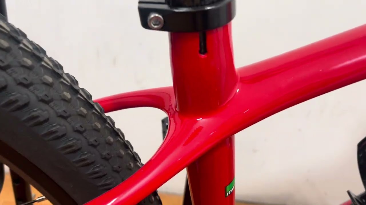 MTB Bianchi carbon bánh 29, group shimano 1 đĩa 11 líp thắng dầu Mt200 giá 18,5tf mời anh xem nhé 