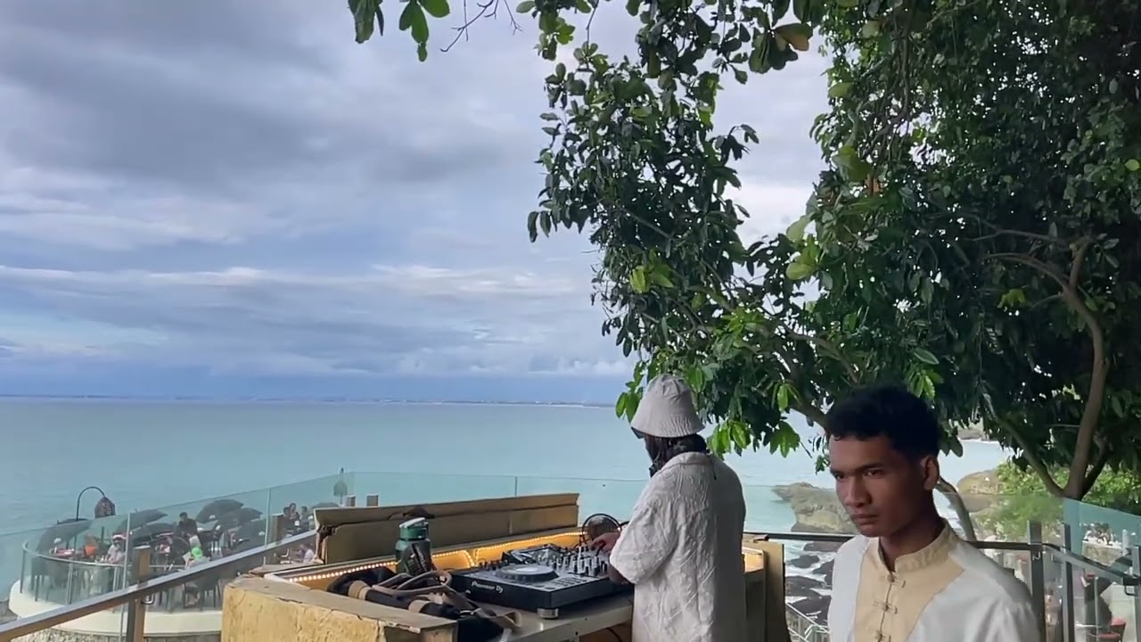 Deep & Melodic Afro House Set - Live at Rock Bar Bali