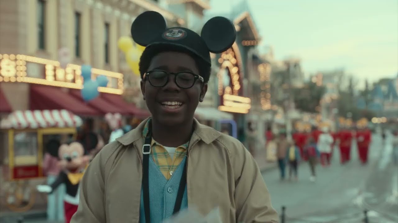 The Cast of the Wonder Years Talks Season 2 Disneyland Finale