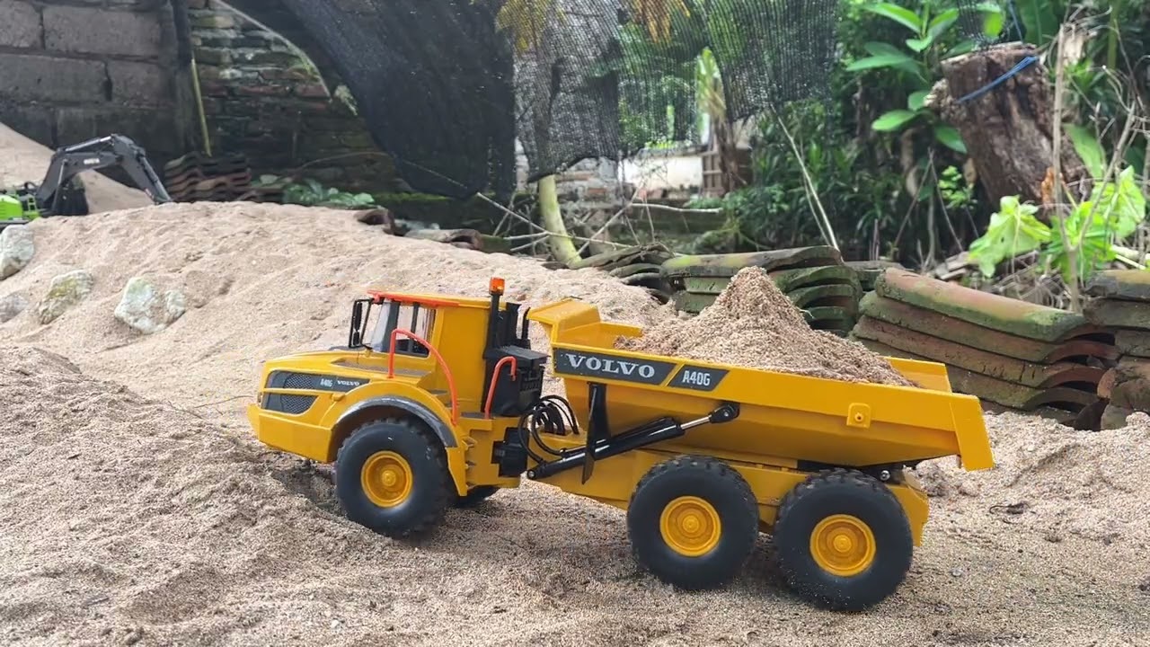 Best Action Miniatur Construction Rc Excavator Huina 1593, Huina Truck 1536 & Volvo e591