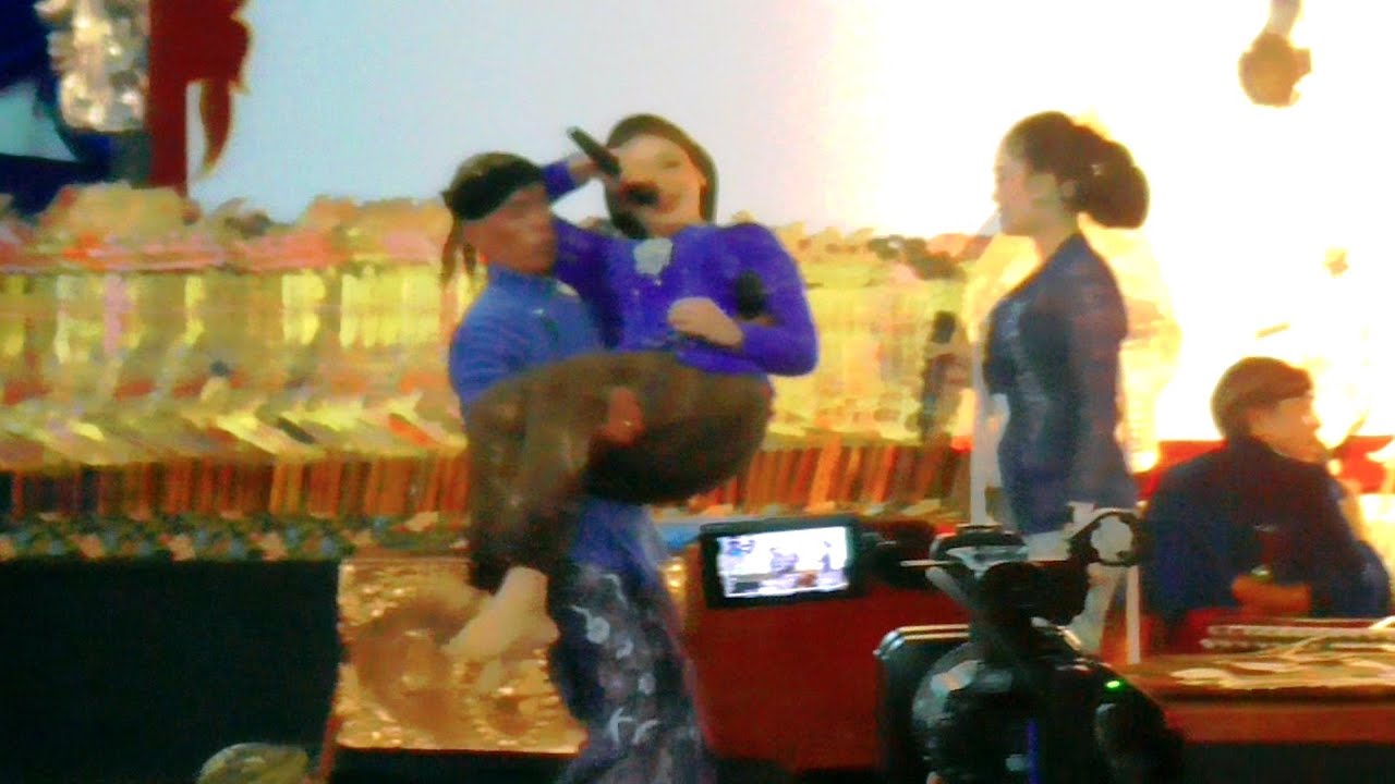 BILGITA MERIII NIKEN SALINDRI DI GENDONG JOLANG LIMBUKAN NGEKEK PG REJO AGUNG BARU MADIUN 