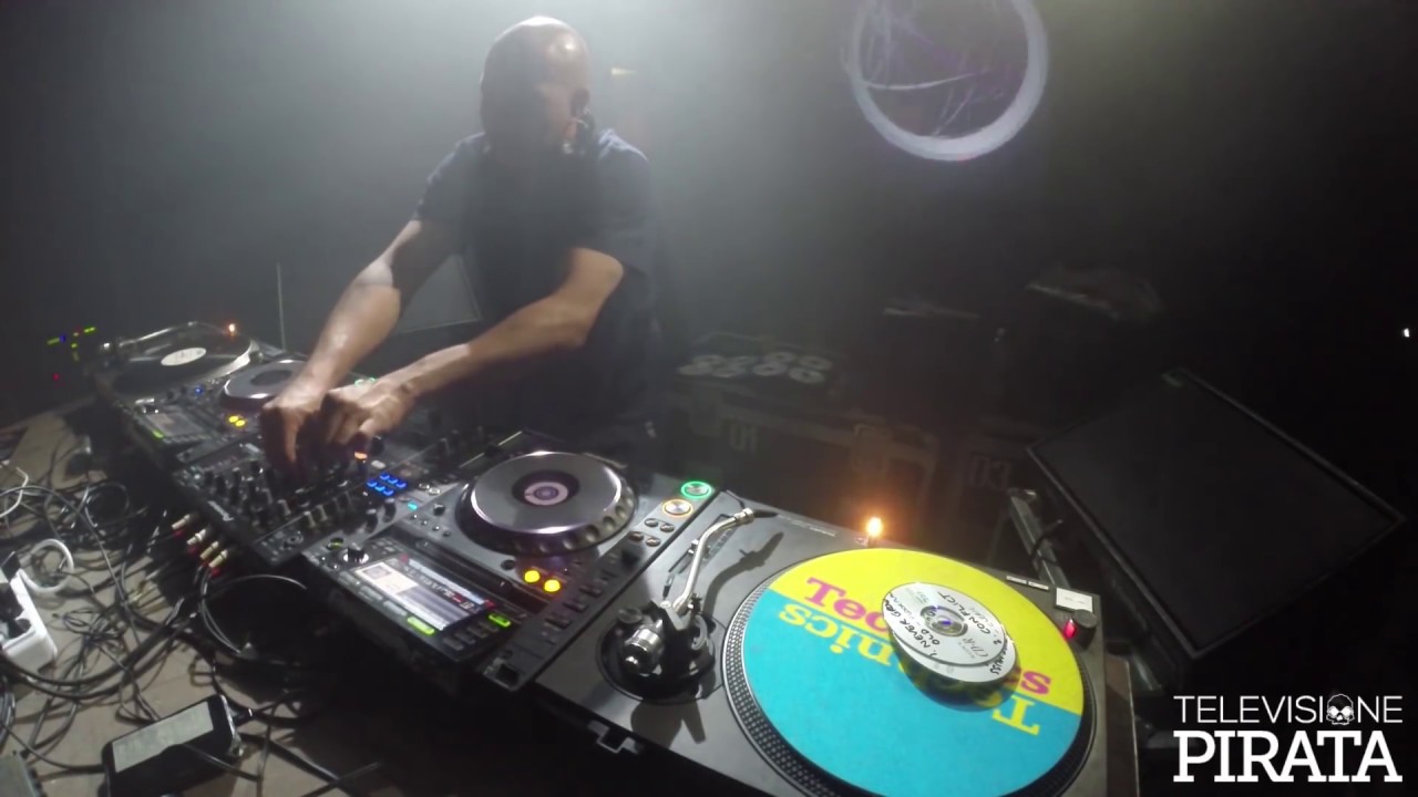 Jerome Sydenham dj set - CAP10100, Torino // #Genau