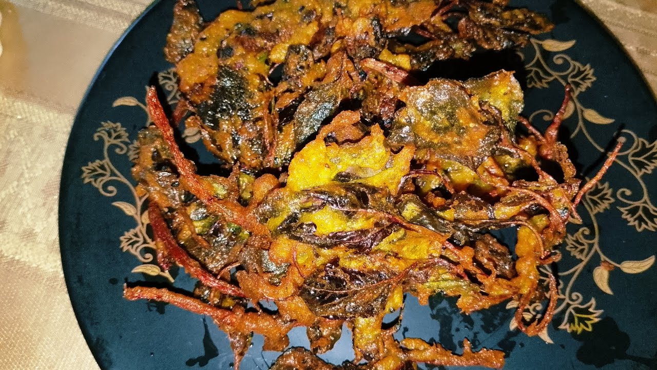 মচমচে লাল শাকের আস্ত পাকোড়া |Crispy Red Amaranth Pakora Recipe| খিচুড়ির সেরা সঙ্গী Easy IftarSnack