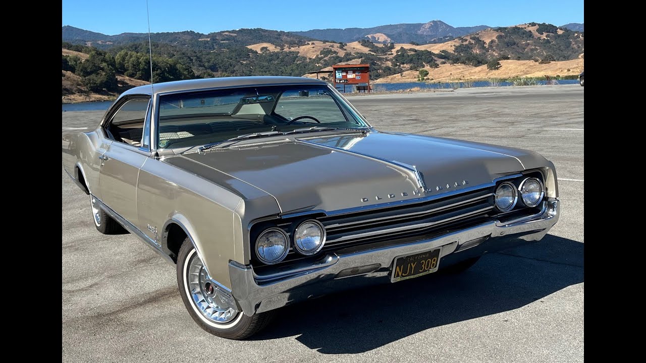1965 Oldsmobile Delta 88 - A Super Rocket ride back to the 