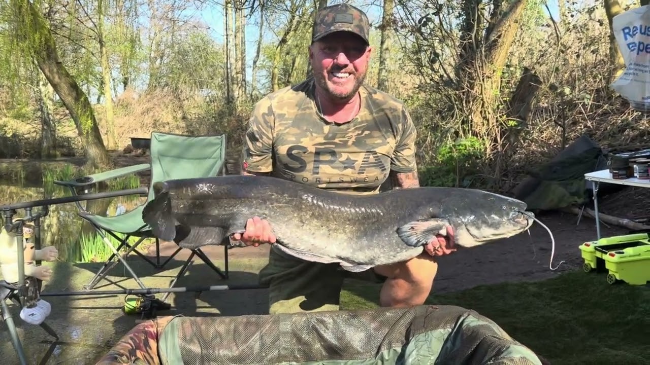 Spring cats & carp &ldquo;HOME FARM FISHERY&rdquo; March 2026
