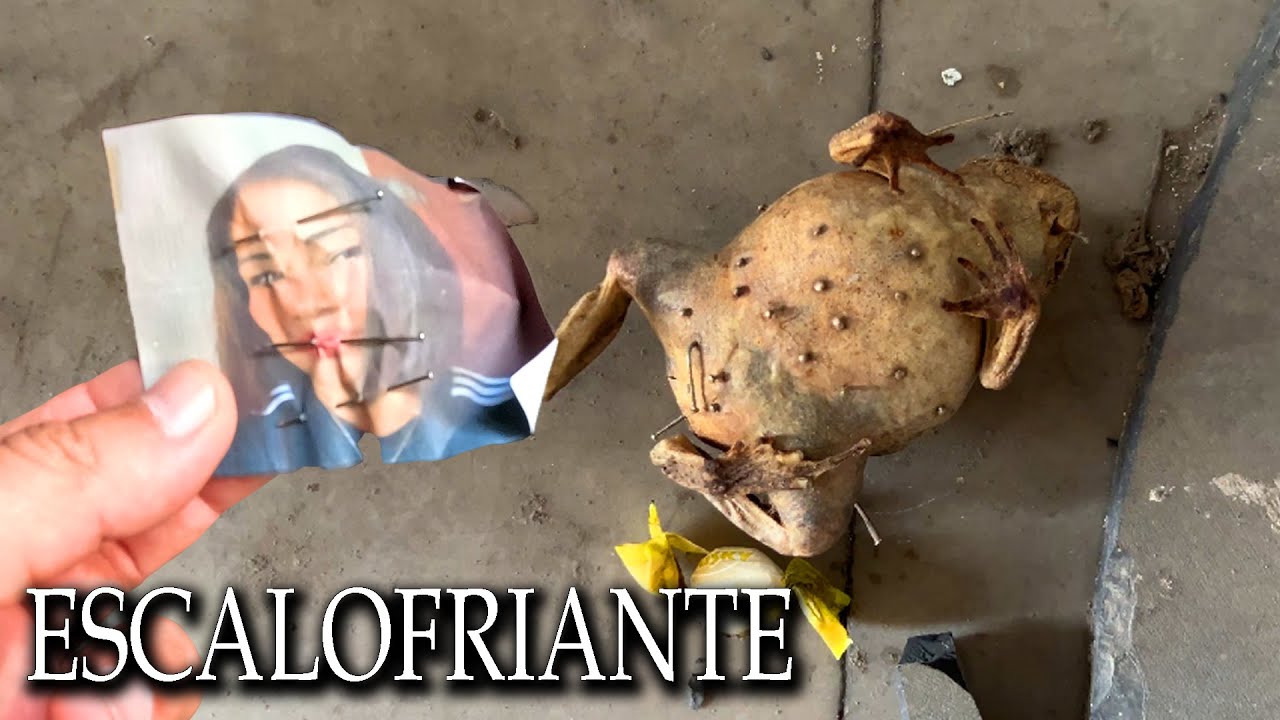 Llegamos a las ZONAS PARANORMALES OCULTAS del Cementerio Presbítero Maestro | Ft. @DavPino