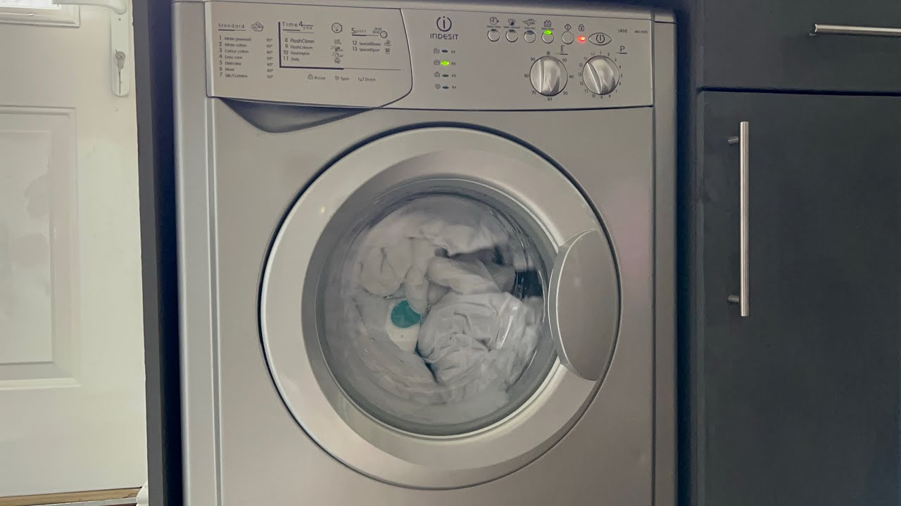 Indesit WIL143 | Flash clean 60c + extra rinse | Full cycle