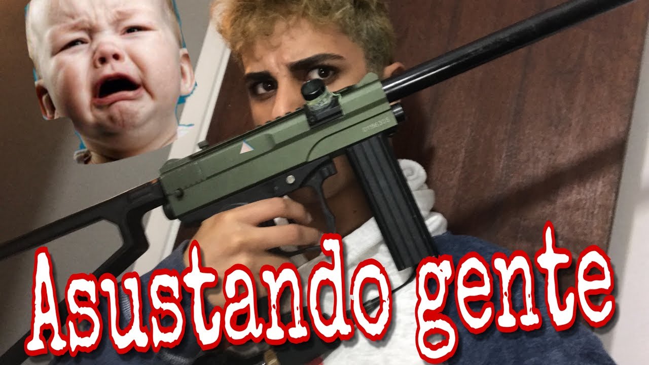 ASUSTANDO GENTE en mi PRIMER VLOG - Vlog1