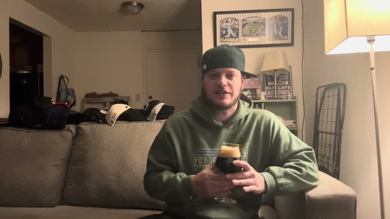 Oatmeal Monday:Oatmeal Stout by Browns Brewing 