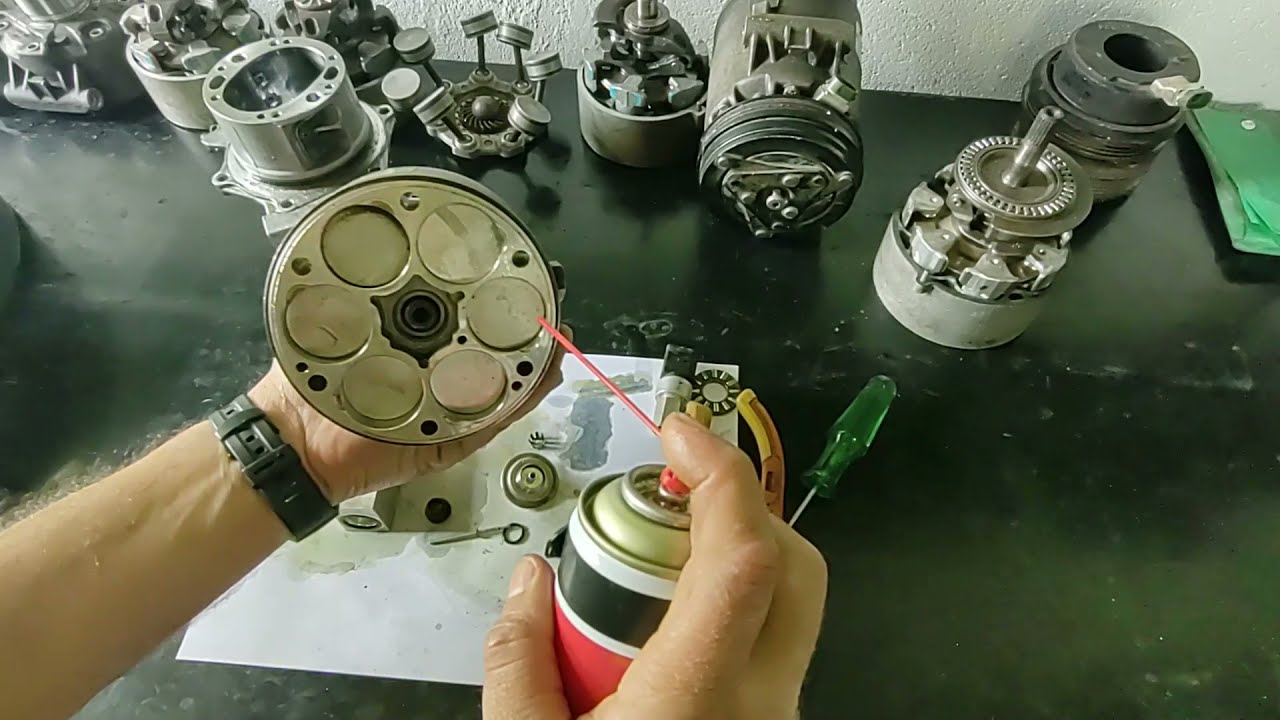 Ar condicionado automotivo / limpeza no sistema
