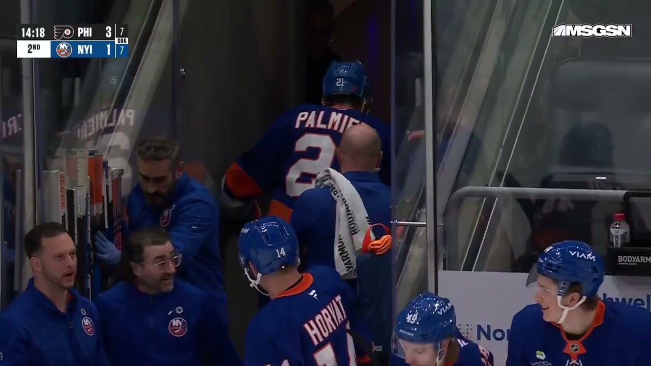Emil Heineman - Goal - New York Islanders vs Philadelphia Flyers - Nov 28 2025 - Palmieri Assist