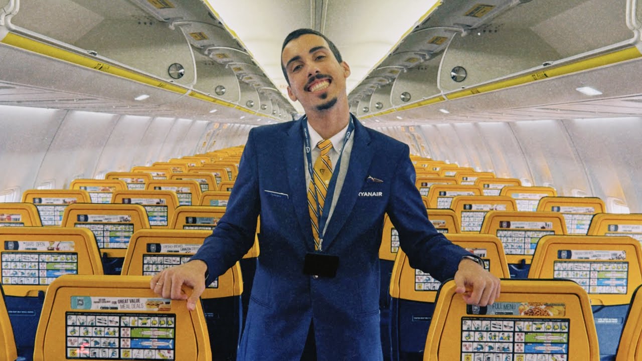 Q&A - COMO É SER COMISSÁRIO DE BORDO NA RYANAIR? - salário, entrevista, rotina…