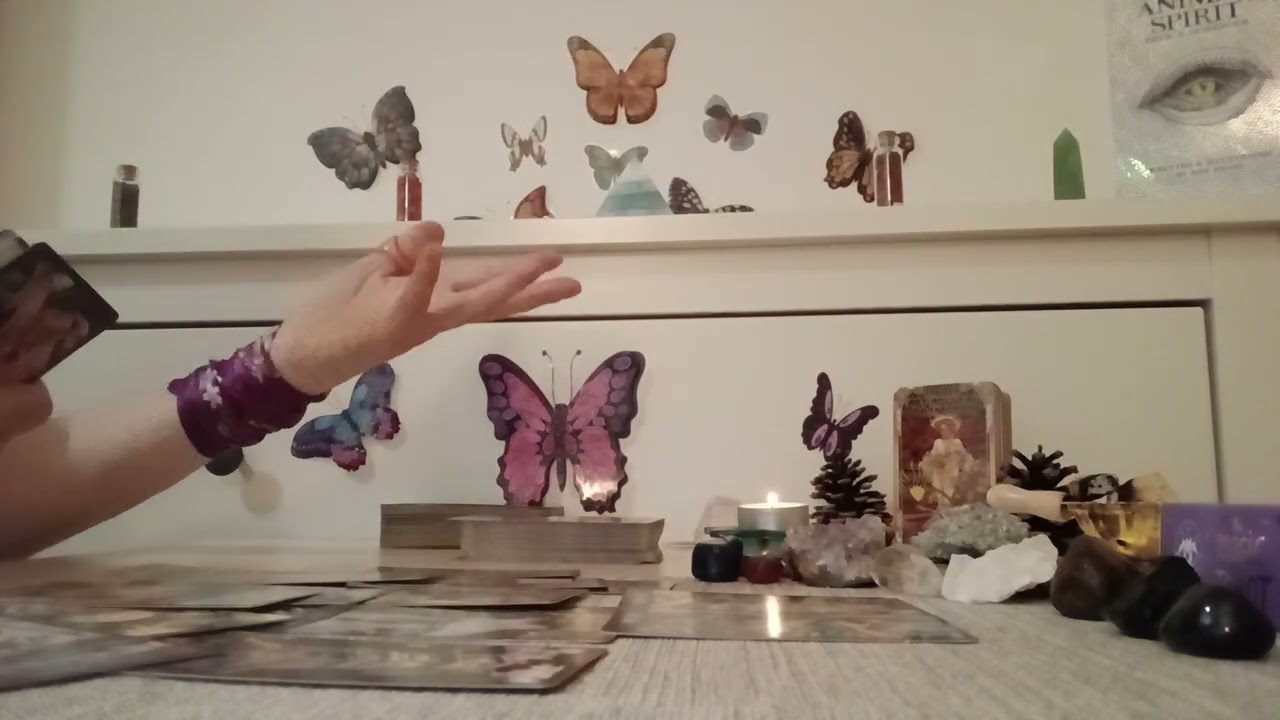 🦉🦋Tarotul de la miezul noptii🦋🦉Dacă trecutul iti bate la ușă.....🦉🦋