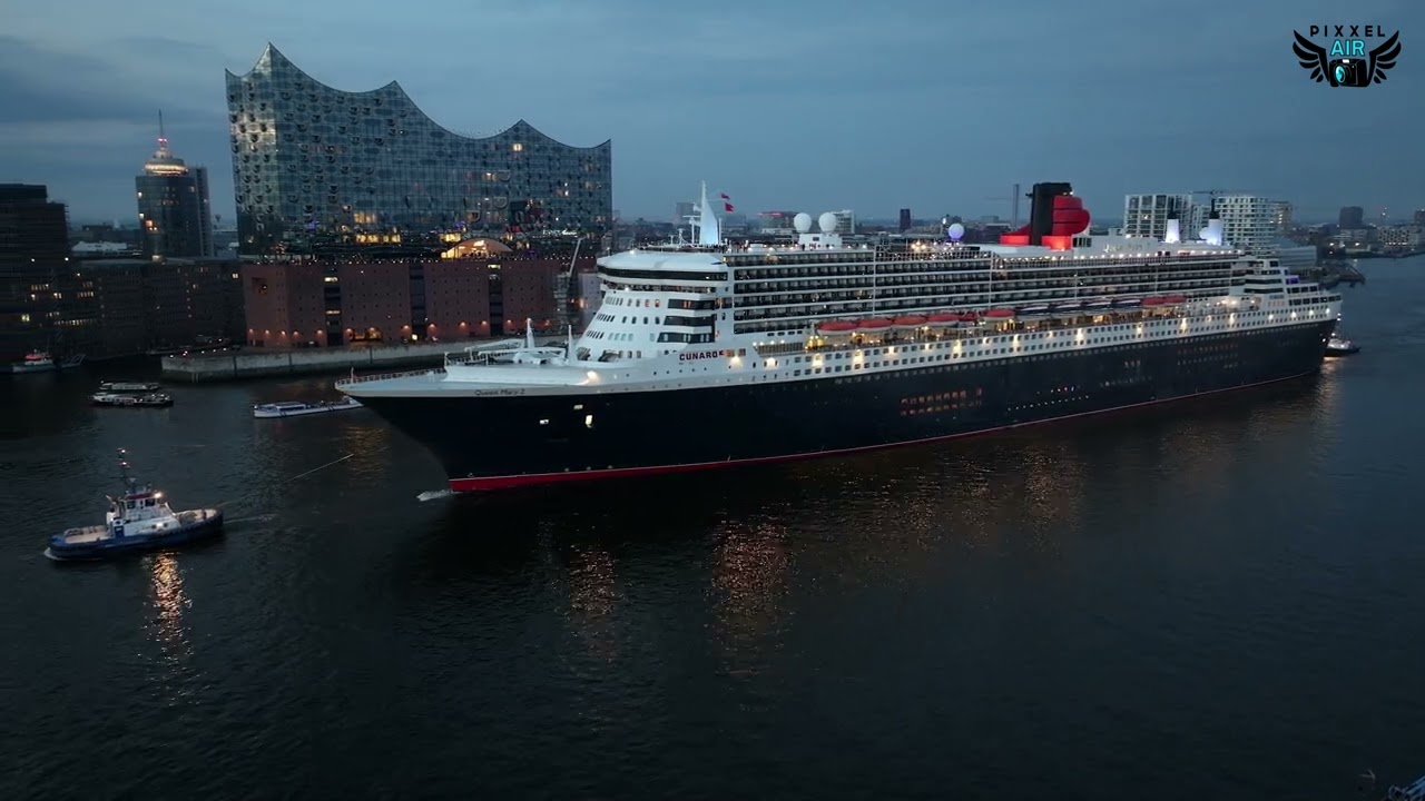 Queen Mary 2 in Hamburg