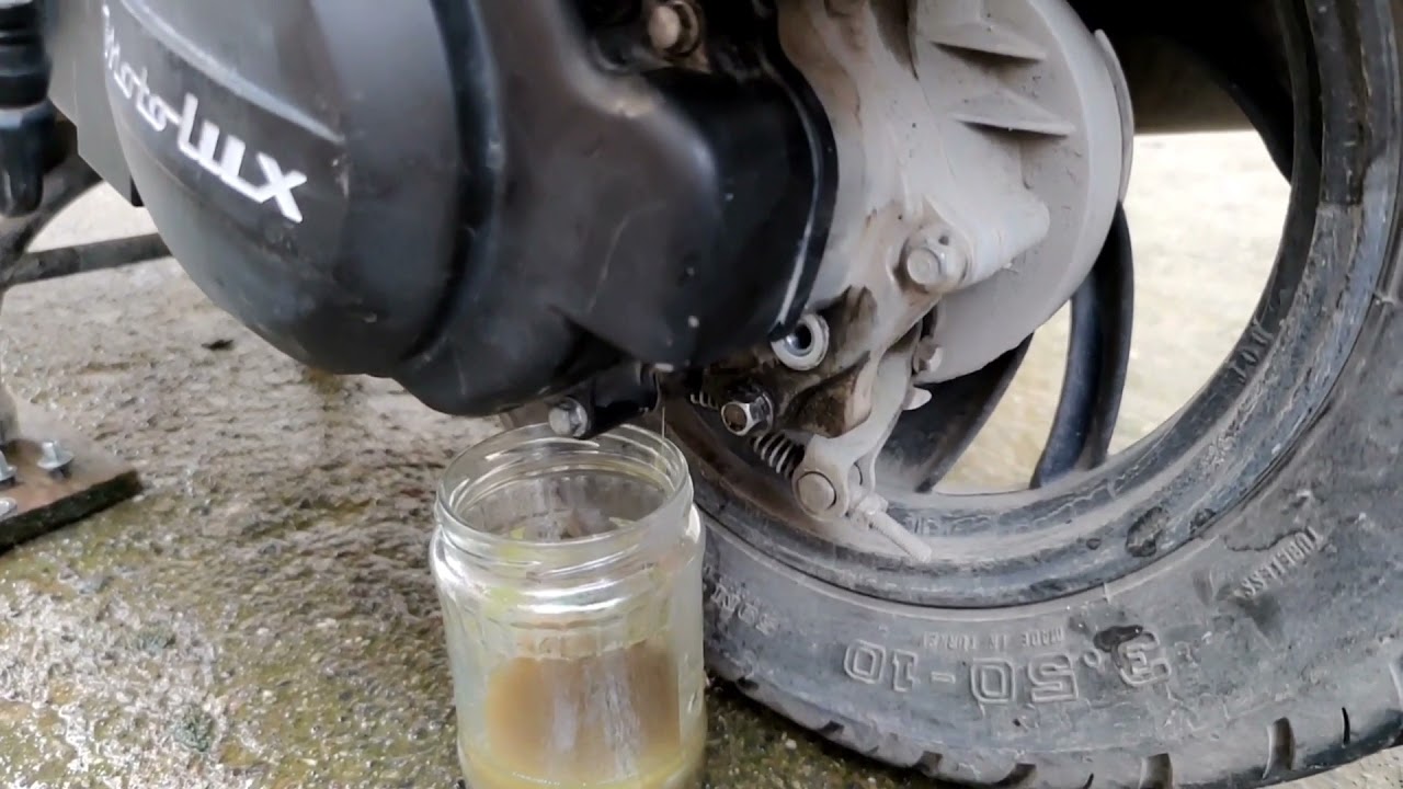 50 CC Scooter Şanzıman Yağı Değişimi #50cc #scooter #motosiklet #motovlog