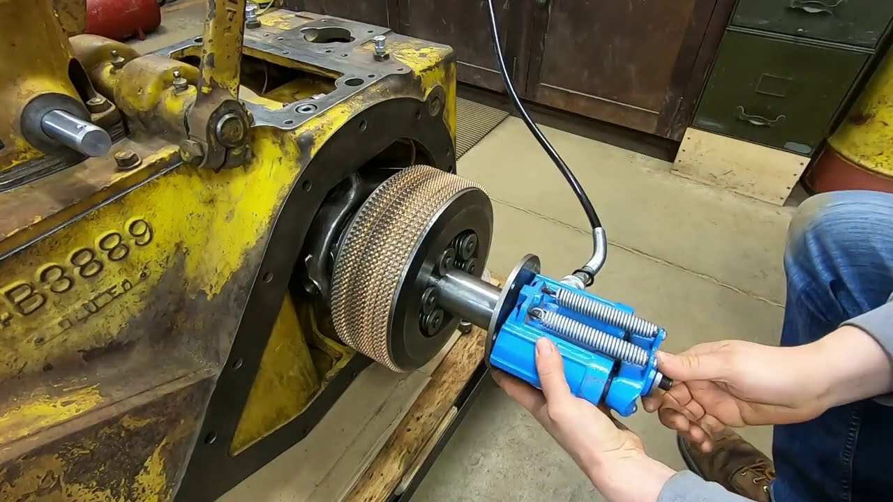 Caterpillar D2 #5J1113 Chassis Rebuild Ep.21: Steering Clutch Press Fit & Finishing The Transmission