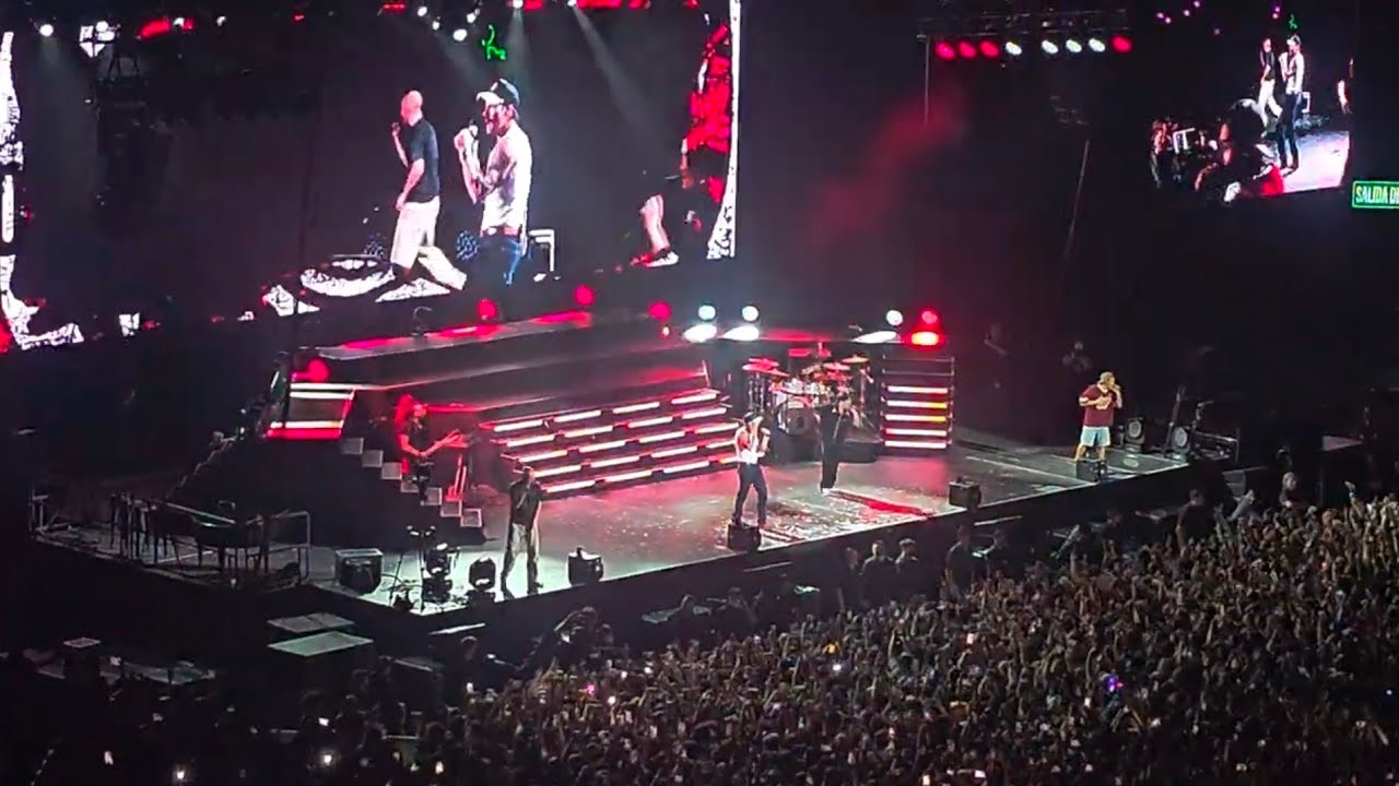 Big Time Rush In Real Life Worldwide Tour Ciudad de México CDMX - Til I Forget About You / Boyfriend