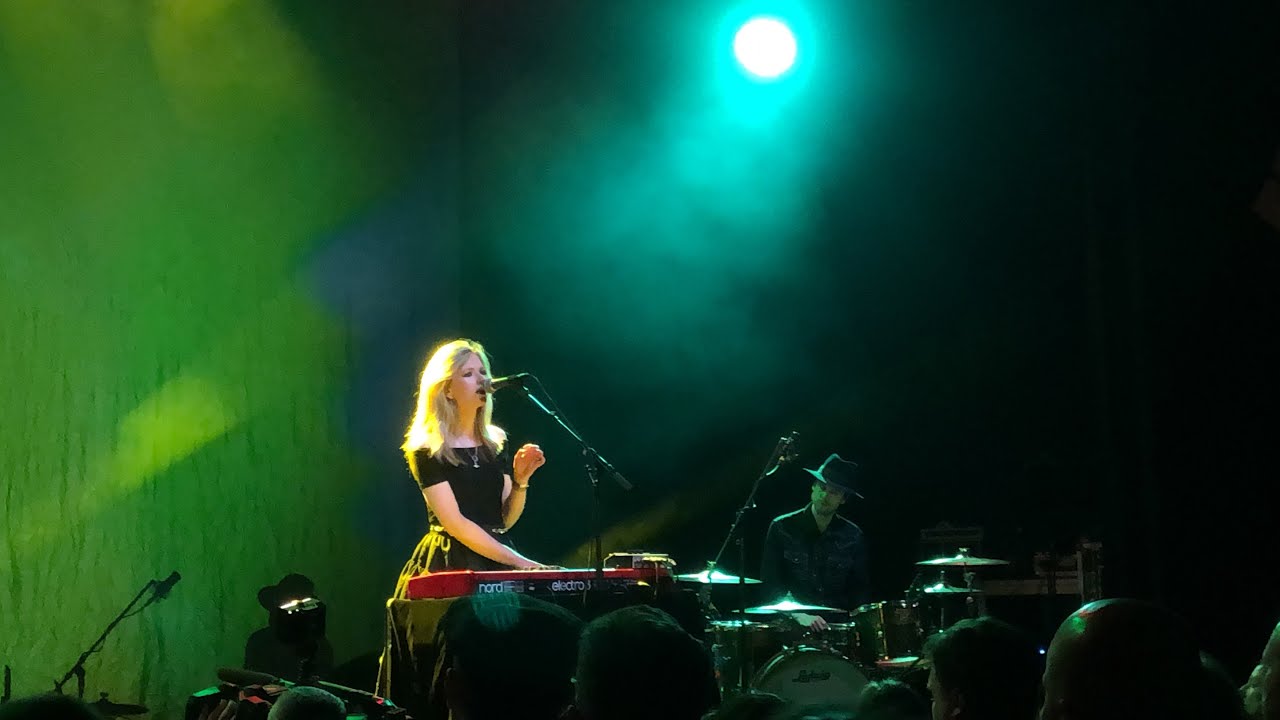 Still Corners - White Sands live @Kino Šiška Ljubljana Slovenia // Concert Opening // Tour 2022