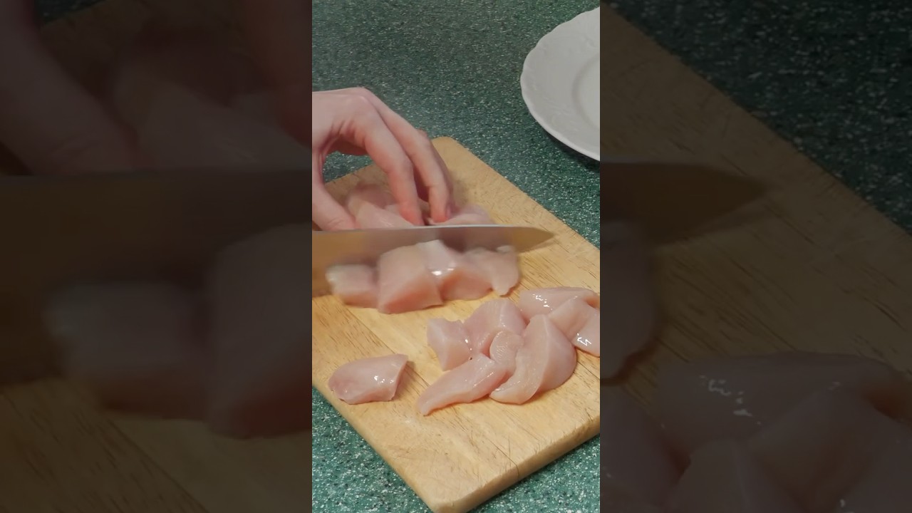 Kuře na paprice #cooking #videorecept #vařen&iacute; #kuřec&iacute; #chickenrecipe #chickendishes #j&iacute;dlo  #food