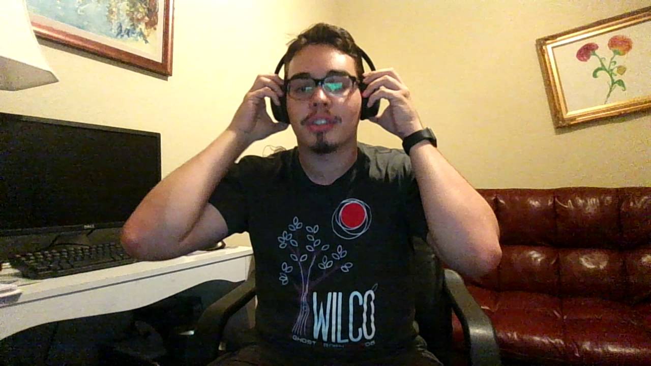 Bose QC25 Vs. QC35 Headphones (Comparison)