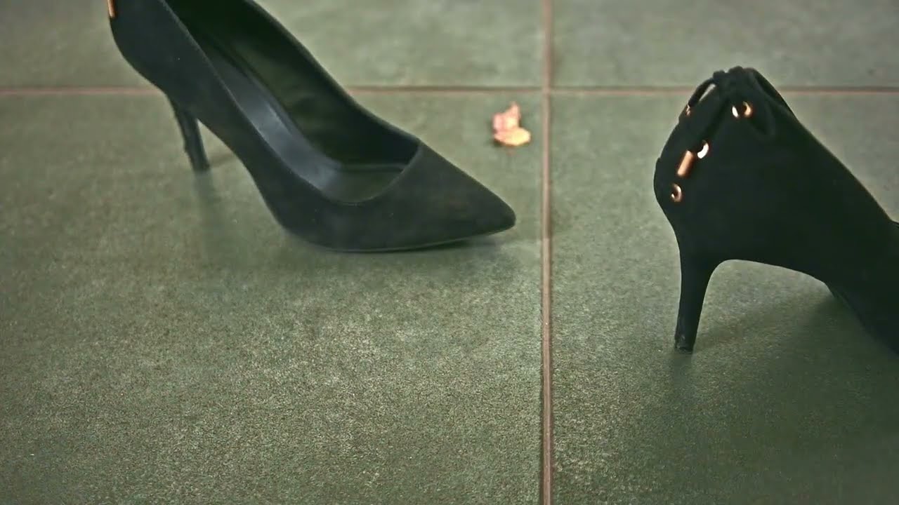 Lost black high heels