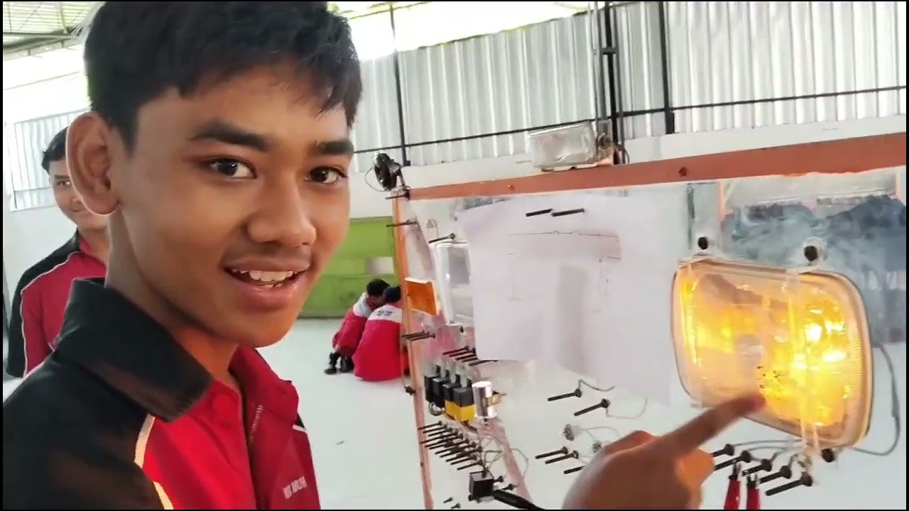 Merakit Sirkuit Sistem Penerangan