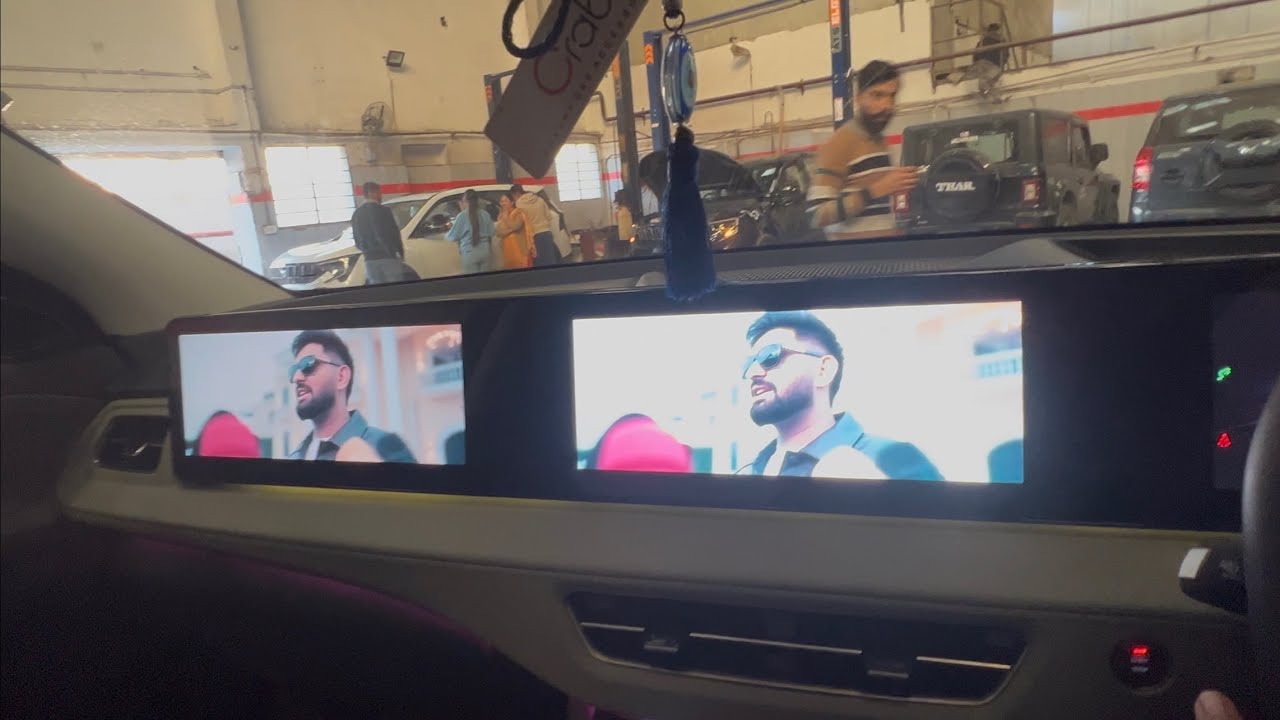 Mahindra XEV9E music sound system with 16 speaker 
