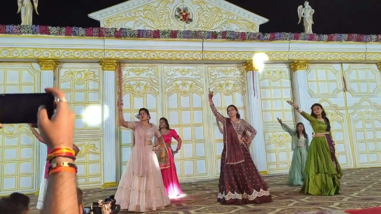 Dil Se Bandhi Ek Dor Dance/Chanda Meri Chanda/Phoolon ka Taaro ka sabka kehna hai/ Wedding dance