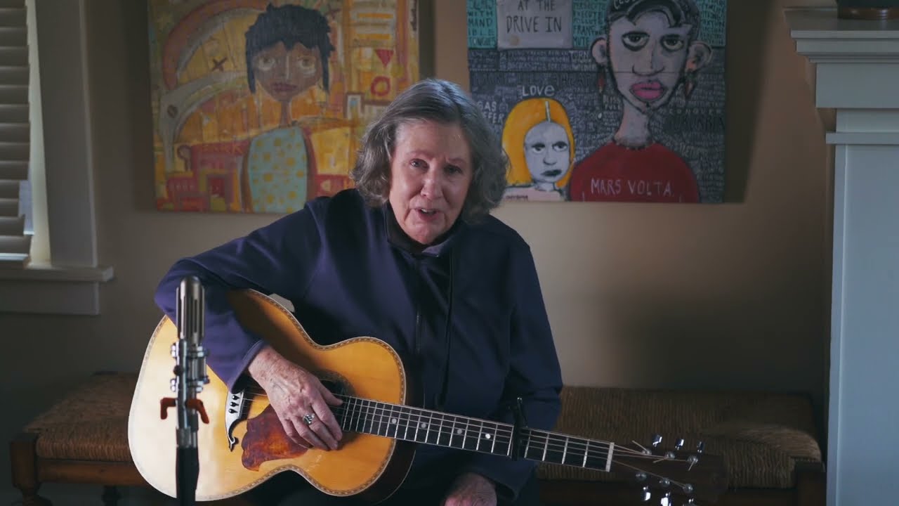 Mary Flower Teaches Colorful Accompaniment in Open-D Tuning, Plus “Dink's Song