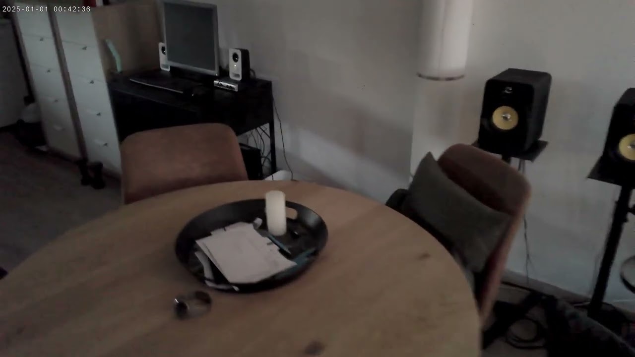 Video over de interieur van een leuk huisje.