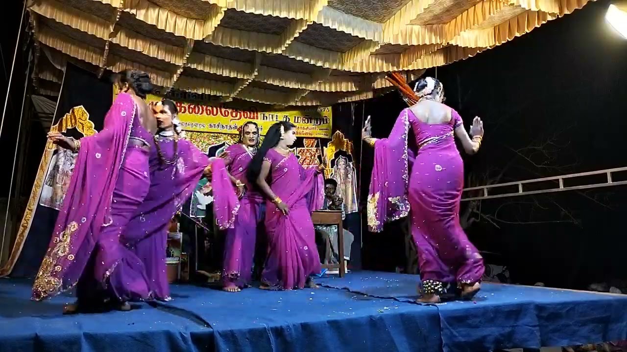 😍🎻பட்டாம்பூச்சிடி பட்டாம்பூச்சி நீ  கொட்டாங்குச்சிடி நான் கொட்டாங்குச்சி😍🎻