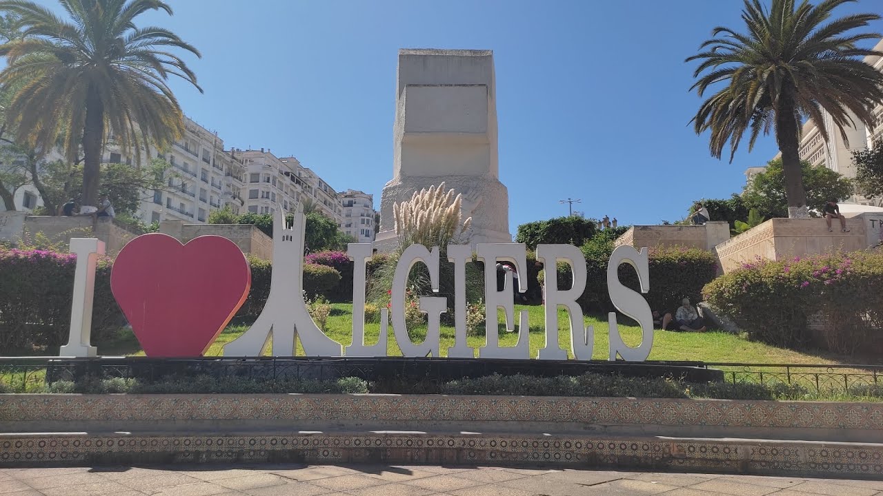Exploring Algiers, The Capital of Algeria VLOG 2