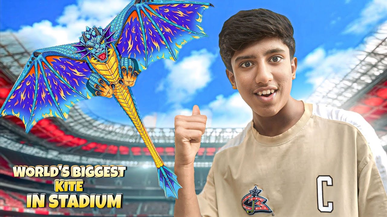We made a Giant Kite 🪁 Stadium me सबसे बडी पतंग उडा दी ! 