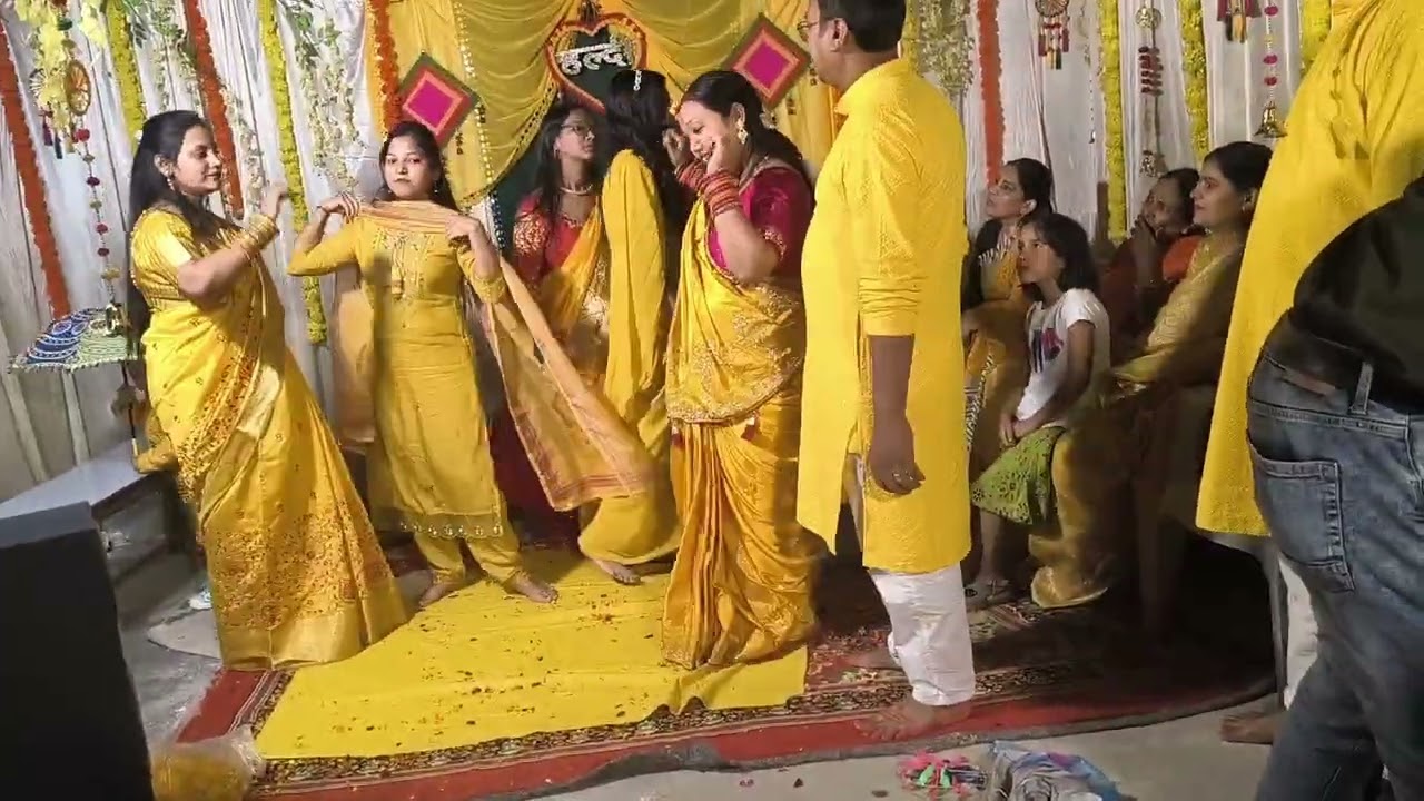 Haldi Vlog ✨🥰 || Haldi पर हुआ डांस 💃#vlog #haldi #haldiceremony @sandygupta56 