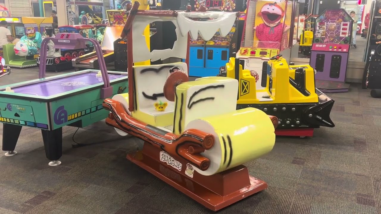Kiddie’s Manufacturing ￼1994 Flintstones Flintmobile kiddie ride at fun world