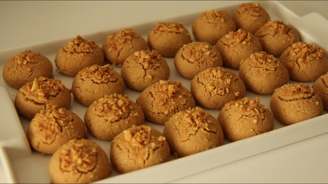 حلويات العيد /غريبة الكاوكاو بدون بيض اقتصادية كتخرج كمية وفيرة ghriba