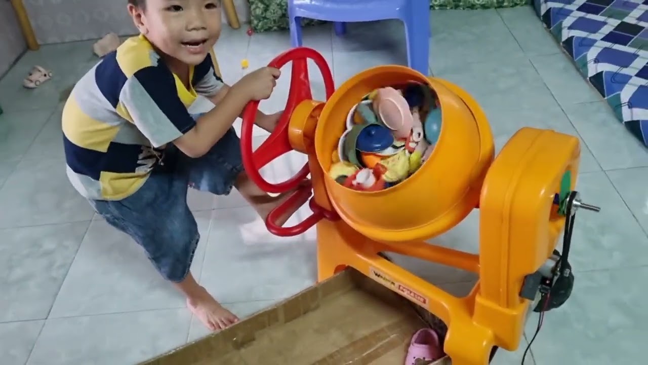 Máy trộn hồ đồ chơi #4 chạy thử động cơ tự động